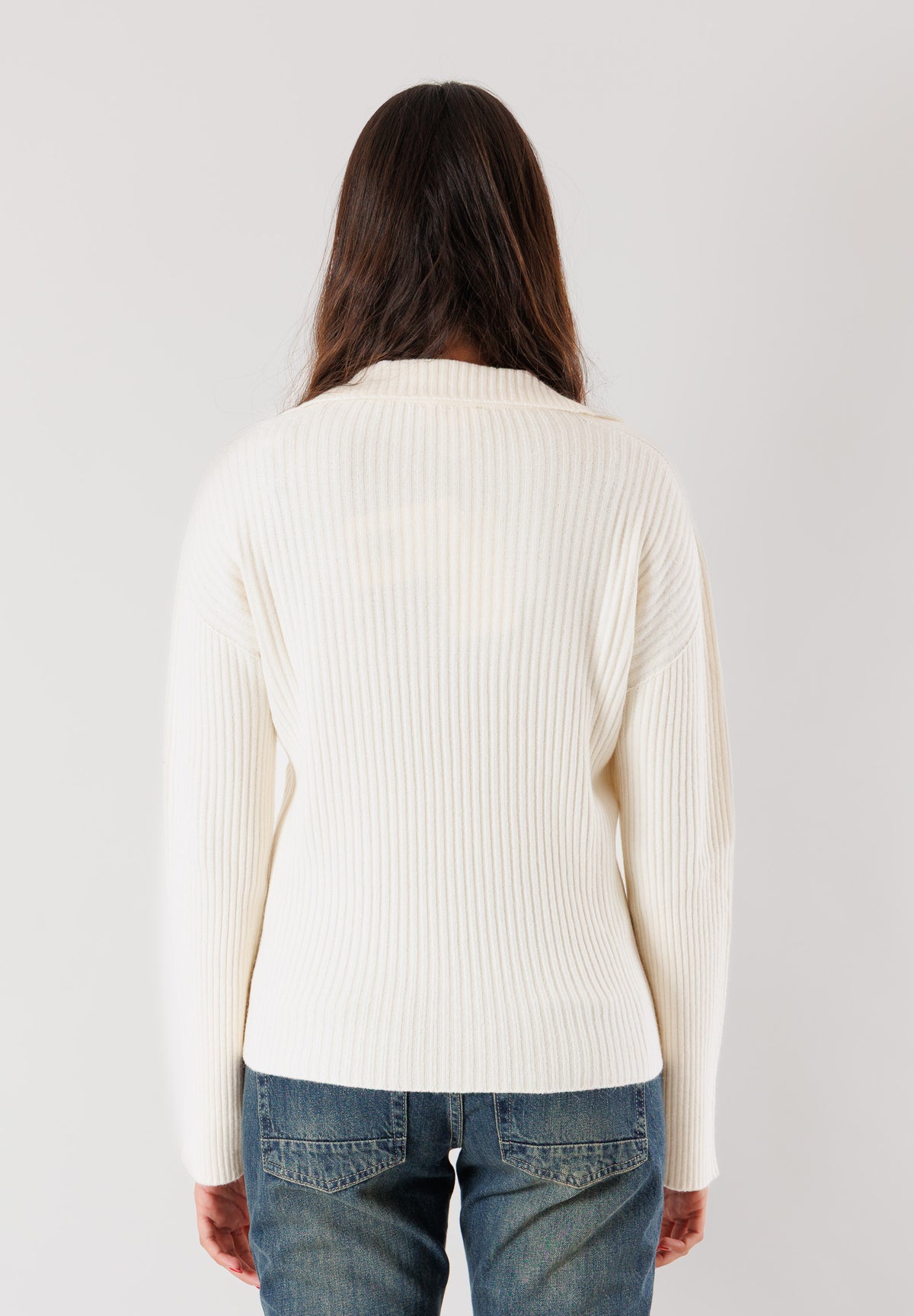 Maglia a costine con scollo polo 3M0851